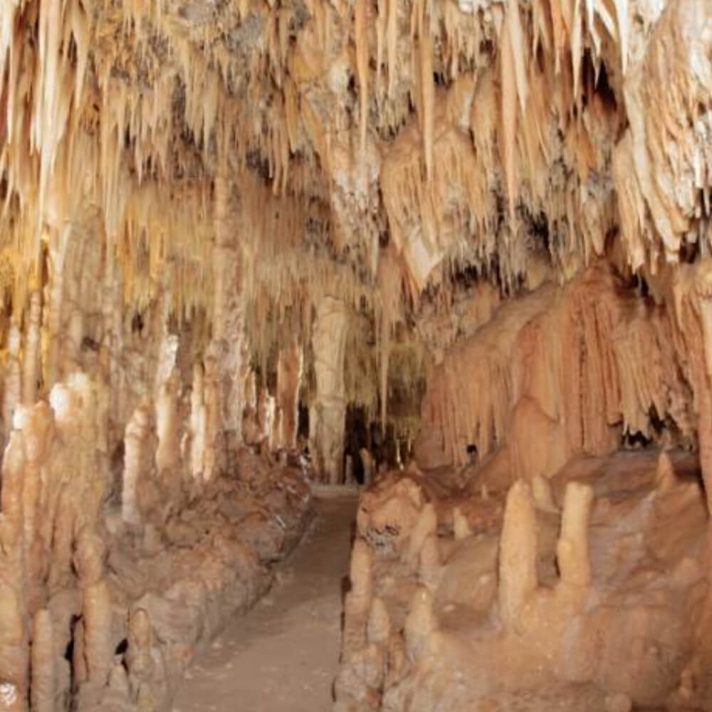 Il fenomeno carsico delle grotte
