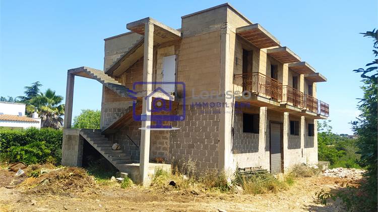 Villa in Vendita a 